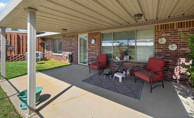 1442 Garner Lane, Longview, TX 75605