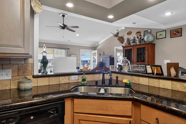 1442 Garner Lane, Longview, TX 75605