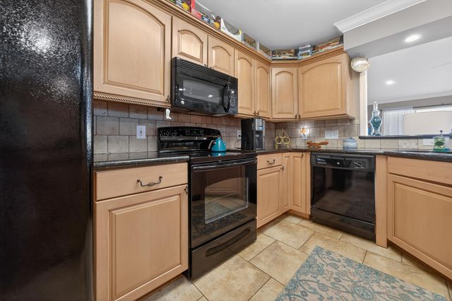 1442 Garner Lane, Longview, TX 75605