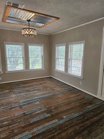 3814 Pawnee Court, Granbury, TX 76048