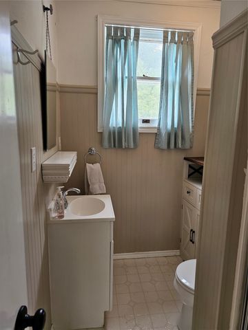 3814 Pawnee Court, Granbury, TX 76048