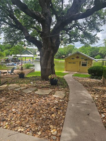 3814 Pawnee Court, Granbury, TX 76048