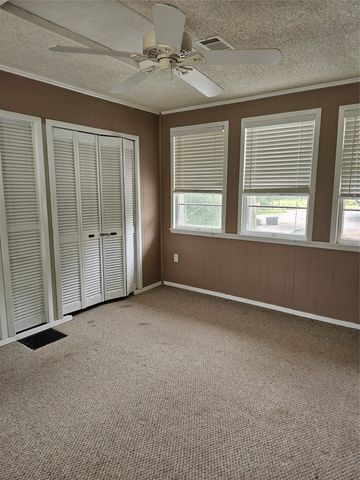 3814 Pawnee Court, Granbury, TX 76048