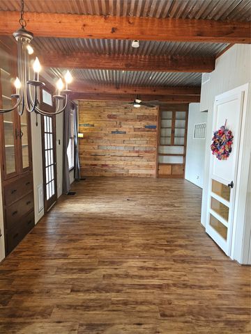 3814 Pawnee Court, Granbury, TX 76048