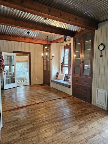 3814 Pawnee Court, Granbury, TX 76048
