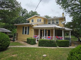 3814 Pawnee Court, Granbury, TX 76048