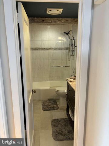 45 HANSEN AVE, Hamilton, NJ 08610