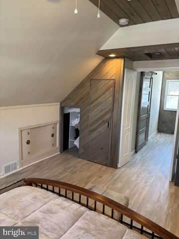 45 HANSEN AVE, Hamilton, NJ 08610