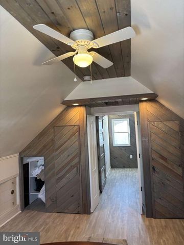 45 HANSEN AVE, Hamilton, NJ 08610