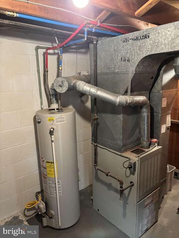 45 HANSEN AVE, Hamilton, NJ 08610