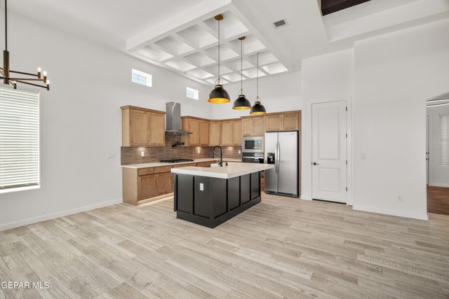 13424 Emerald Walk Court, El Paso, TX 79928