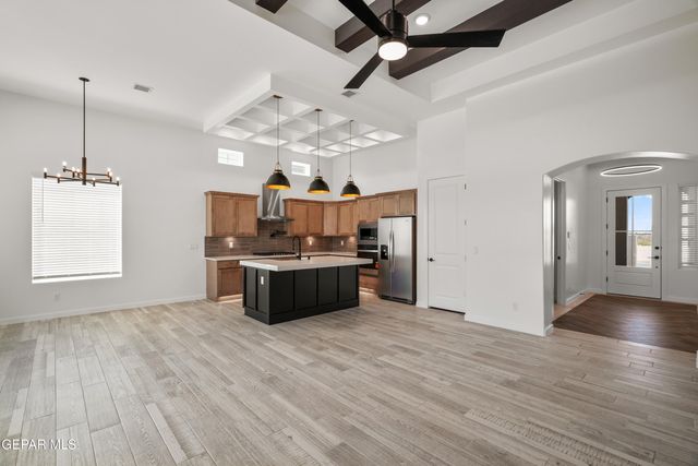 13424 Emerald Walk Court, El Paso, TX 79928