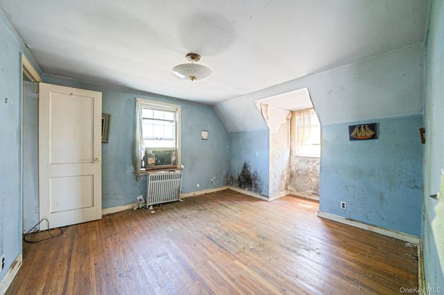 140 Freeman Avenue, Elmont, NY 11003