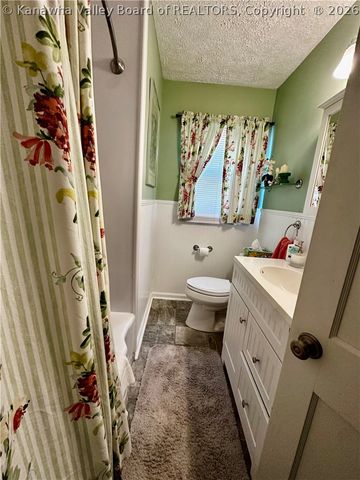 709 Kasick Drive, St Albans, WV 25177