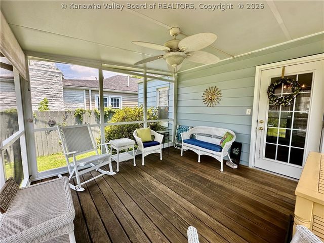709 Kasick Drive, St Albans, WV 25177