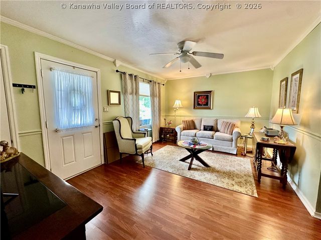 709 Kasick Drive, St Albans, WV 25177