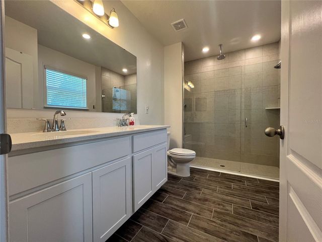 301 JACKSON LOOP, Deland, FL 32724