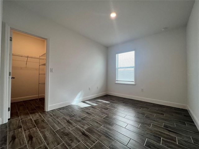 301 JACKSON LOOP, Deland, FL 32724