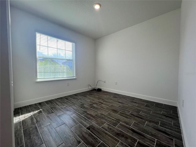 301 JACKSON LOOP, Deland, FL 32724