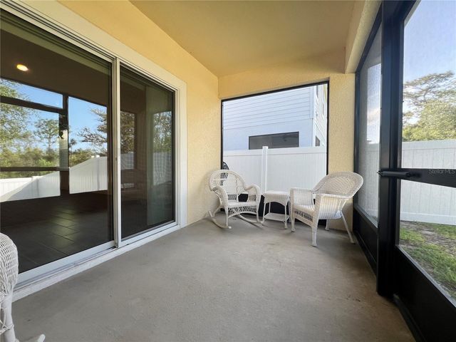 301 JACKSON LOOP, Deland, FL 32724