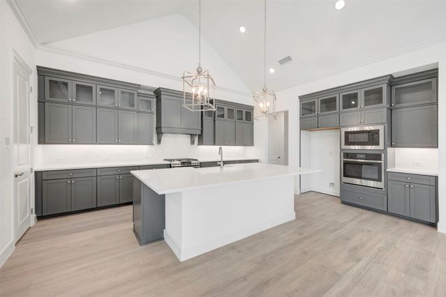3008 Sandy Springs Drive, Arlington, TX 76017