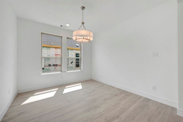 3008 Sandy Springs Drive, Arlington, TX 76017