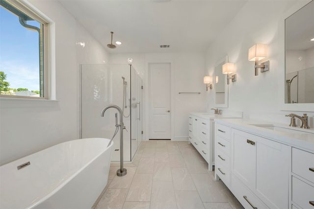 3008 Sandy Springs Drive, Arlington, TX 76017