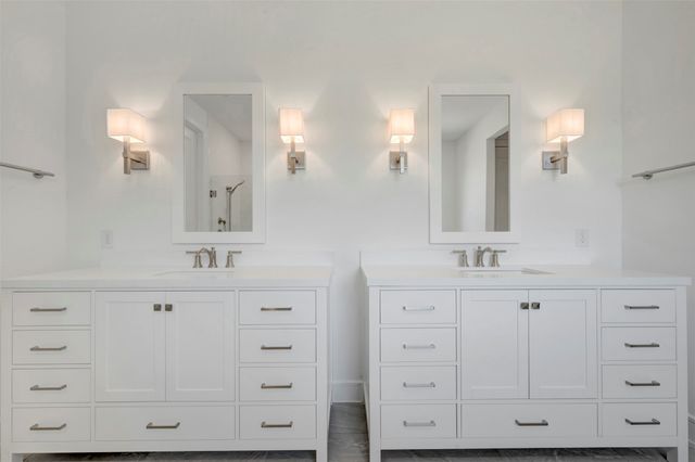 3008 Sandy Springs Drive, Arlington, TX 76017