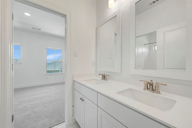 3008 Sandy Springs Drive, Arlington, TX 76017