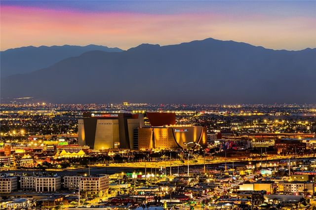 322 Karen Avenue 3802, Las Vegas, NV 89109