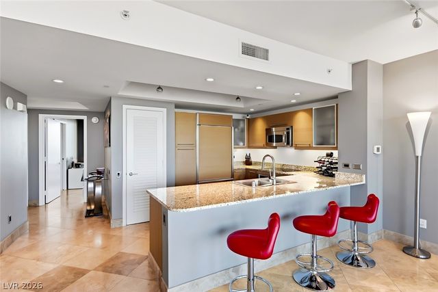 322 Karen Avenue 3802, Las Vegas, NV 89109