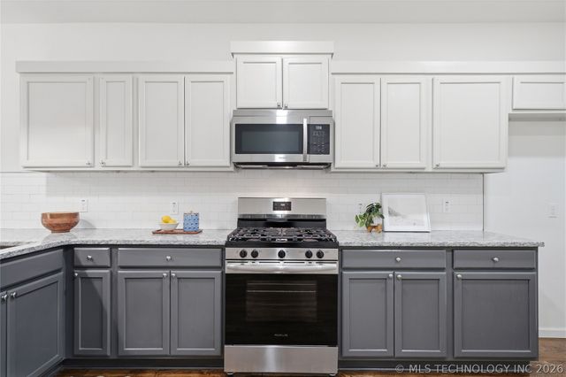 215 N Tacoma Avenue, Tulsa, OK 74127