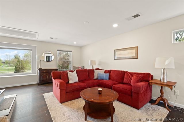 1633 Old Ford Road, New Albany, IN 47150