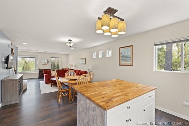 1633 Old Ford Road, New Albany, IN 47150