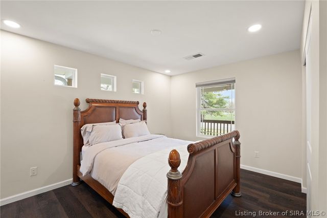 1633 Old Ford Road, New Albany, IN 47150