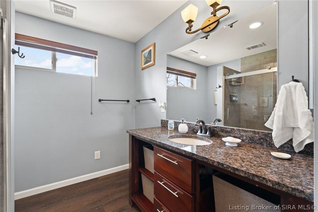 1633 Old Ford Road, New Albany, IN 47150