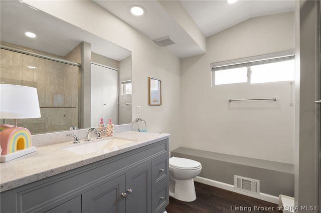 1633 Old Ford Road, New Albany, IN 47150