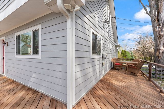 1633 Old Ford Road, New Albany, IN 47150