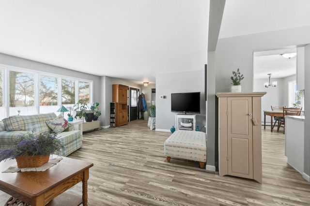 5626 Dartmouth Drive, Fort Wayne, IN 46825