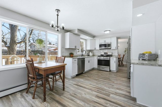 5626 Dartmouth Drive, Fort Wayne, IN 46825