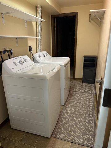 1300 Clara Avenue, Wisconsin Dells, WI 53965