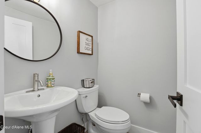 944 N Balcony DR, Coeur D'alene, ID 83814