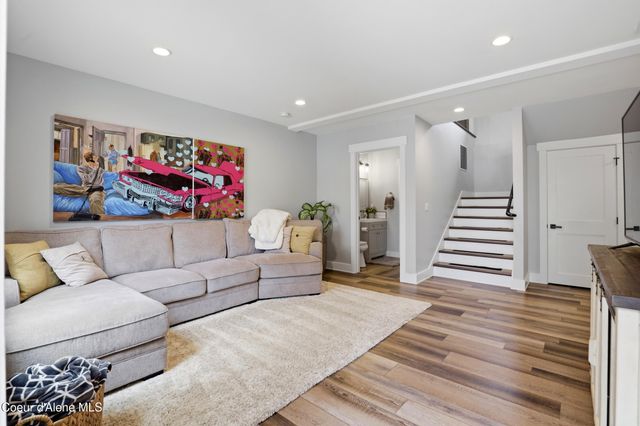 944 N Balcony DR, Coeur D'alene, ID 83814