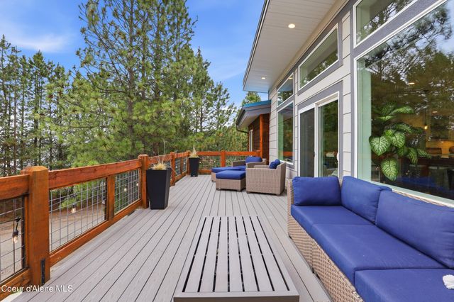 944 N Balcony DR, Coeur D'alene, ID 83814