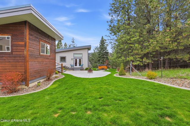 944 N Balcony DR, Coeur D'alene, ID 83814