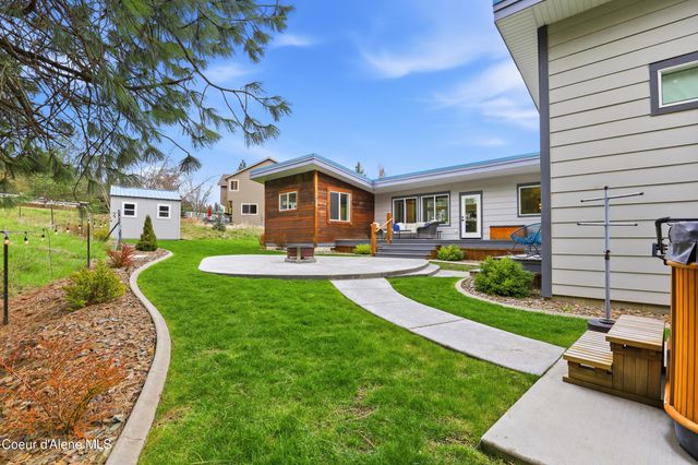 944 N Balcony DR, Coeur D'alene, ID 83814