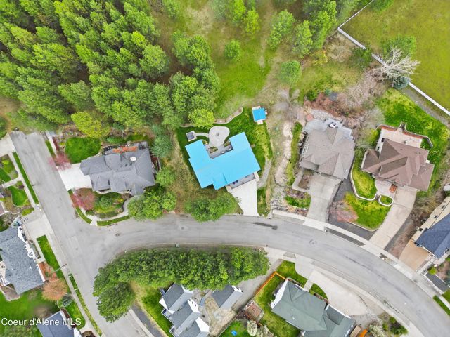 944 N Balcony DR, Coeur D'alene, ID 83814