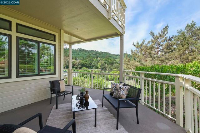 5513 Terra Granada Dr. 2A, Walnut Creek, CA 94595