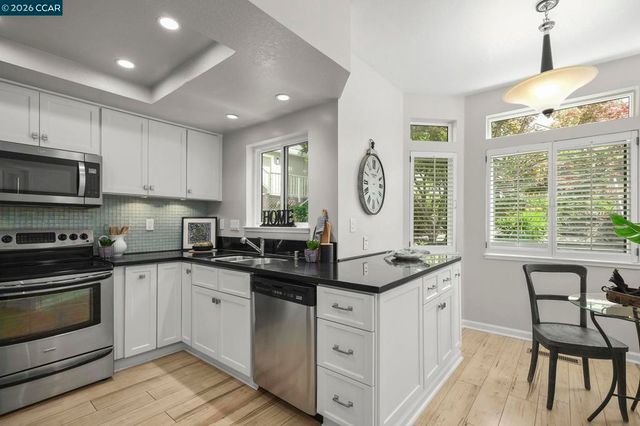 5513 Terra Granada Dr. 2A, Walnut Creek, CA 94595