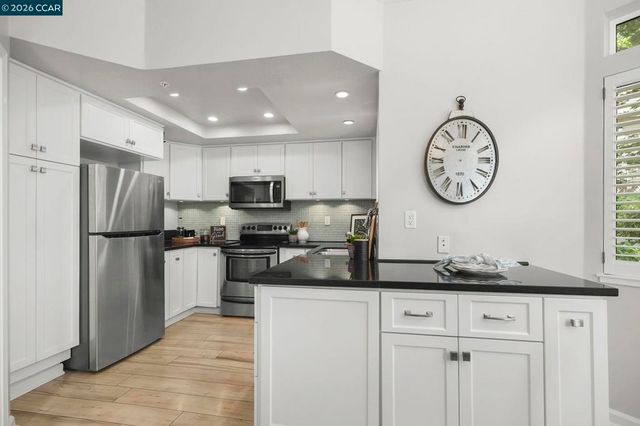 5513 Terra Granada Dr. 2A, Walnut Creek, CA 94595